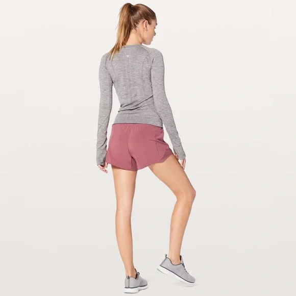 Lululemon Hotty Hot Short II Long 4" So Merlot LR red purple wine color